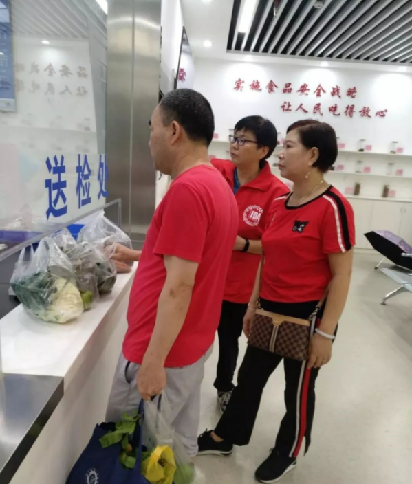 市食品药品安全志愿服务总队获评深圳市直机关优秀志愿服务组织586.png